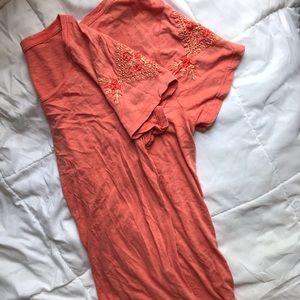 Embroidered lucky Brand t shirt